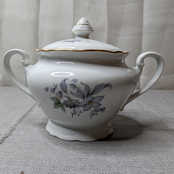 Bohemian Fine Bone China Sugar Lid Maria White Gold Trim Blue  Czechoslovakia - Picture 1 of 16
